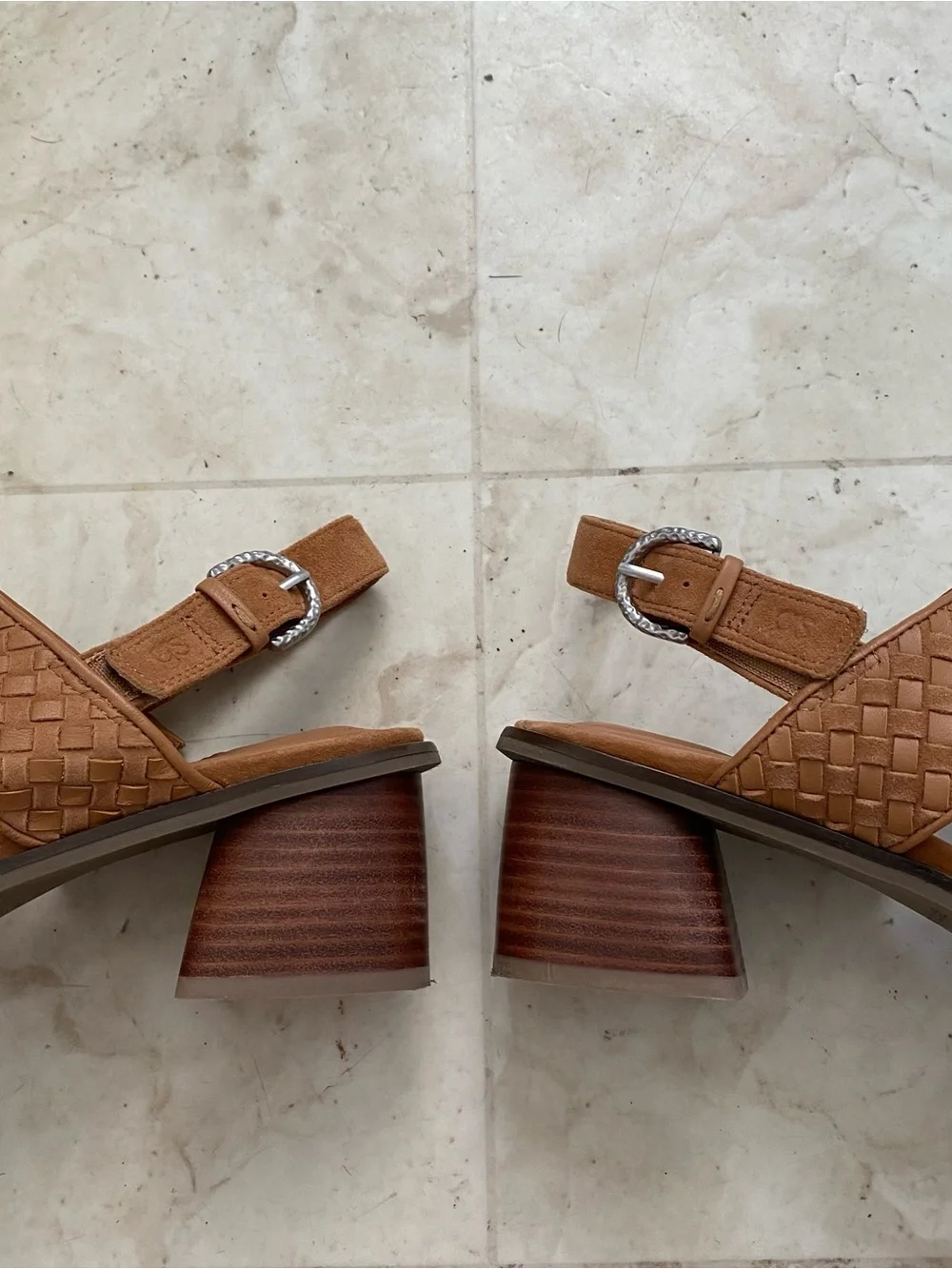 $189 Gentle Souls Manda Brown Woven Leather Square Toe Block Heels Sandals Sz 9